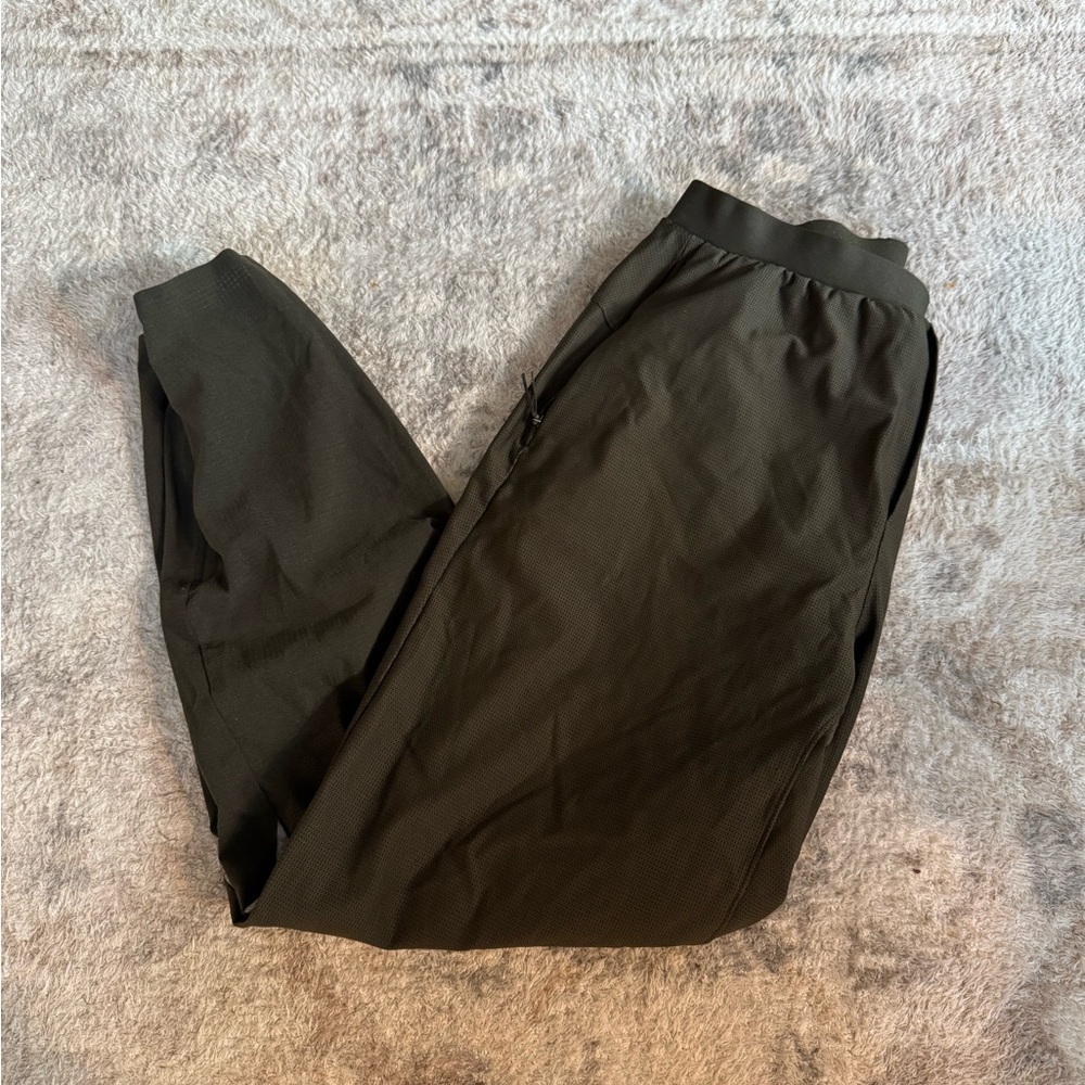 Men's Lululemon Olive Green Pants